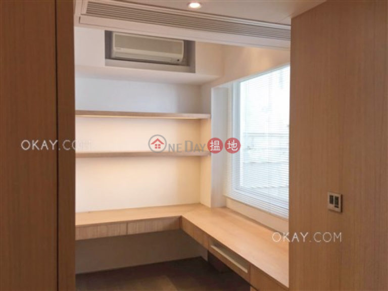 Stylish 3 bedroom on high floor with rooftop & parking | Rental