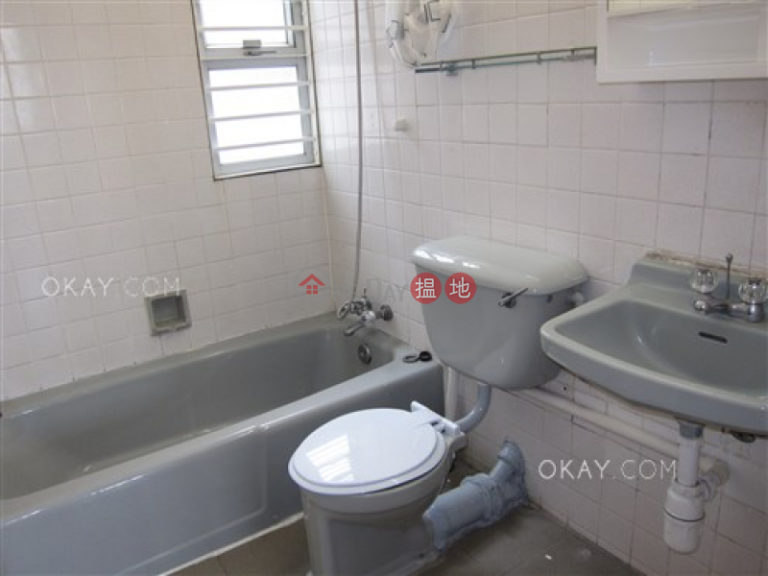 Efficient 3 bedroom with balcony & parking | Rental
