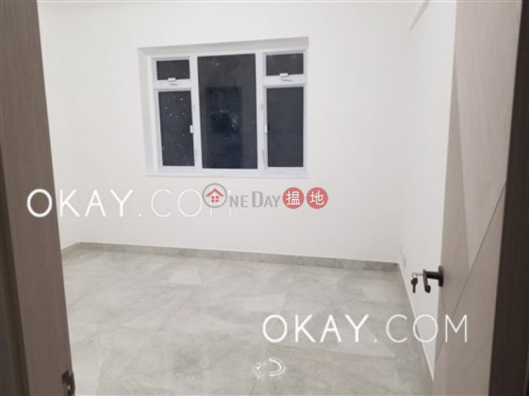 Efficient 2 bedroom with balcony & parking | For Sale
