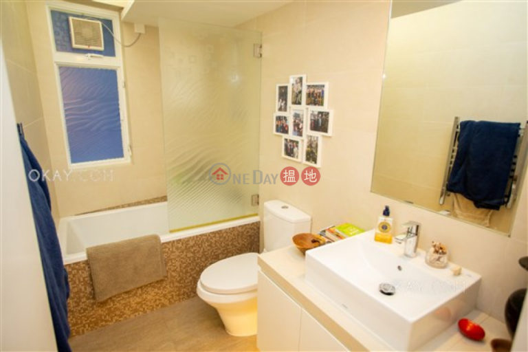 Stylish 3 bedroom with balcony & parking | For Sale
