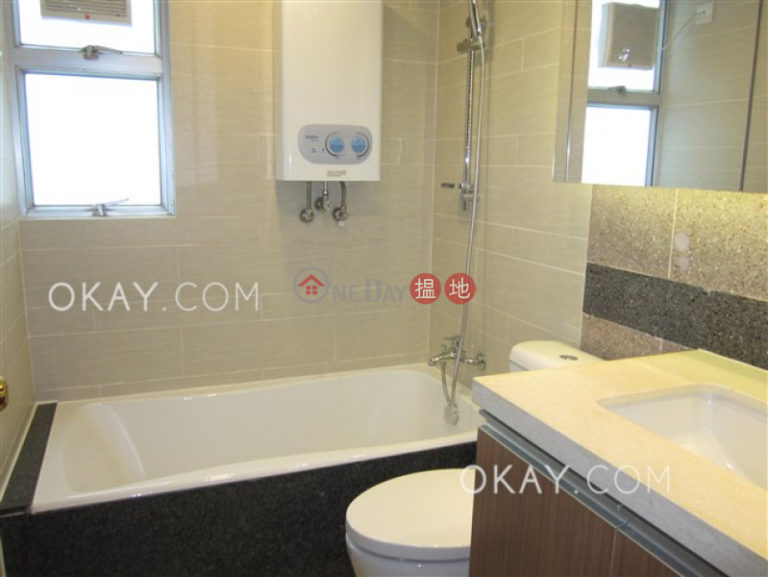 Unique 3 bedroom with balcony & parking | Rental