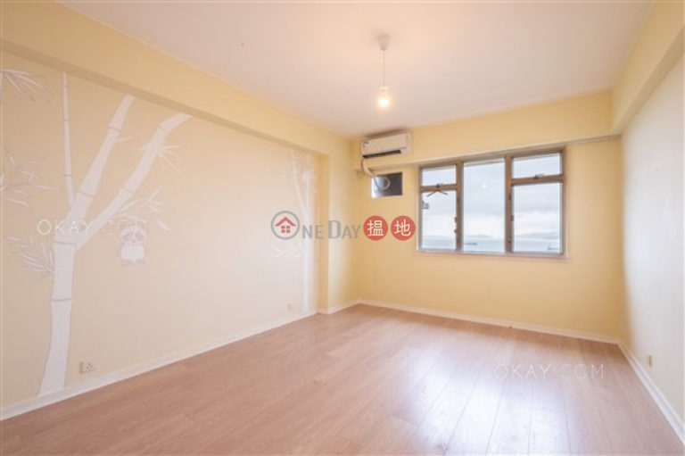 Efficient 4 bedroom with balcony & parking | For Sale