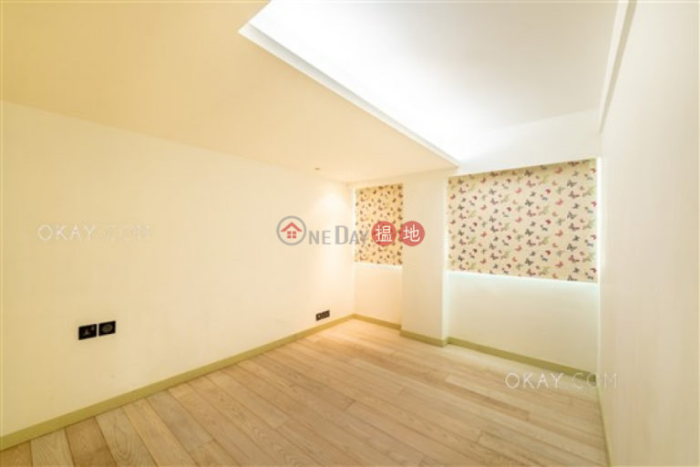 Beautiful 3 bedroom with terrace, balcony | For Sale