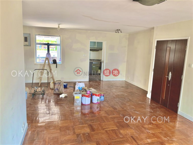 Efficient 3 bedroom with balcony & parking | Rental