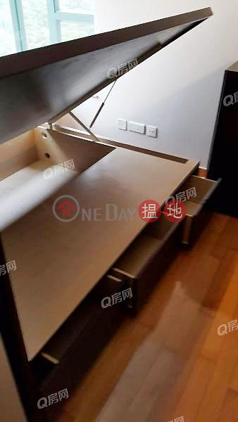 POKFULAM TERRACE | 2 bedroom High Floor Flat for Rent
