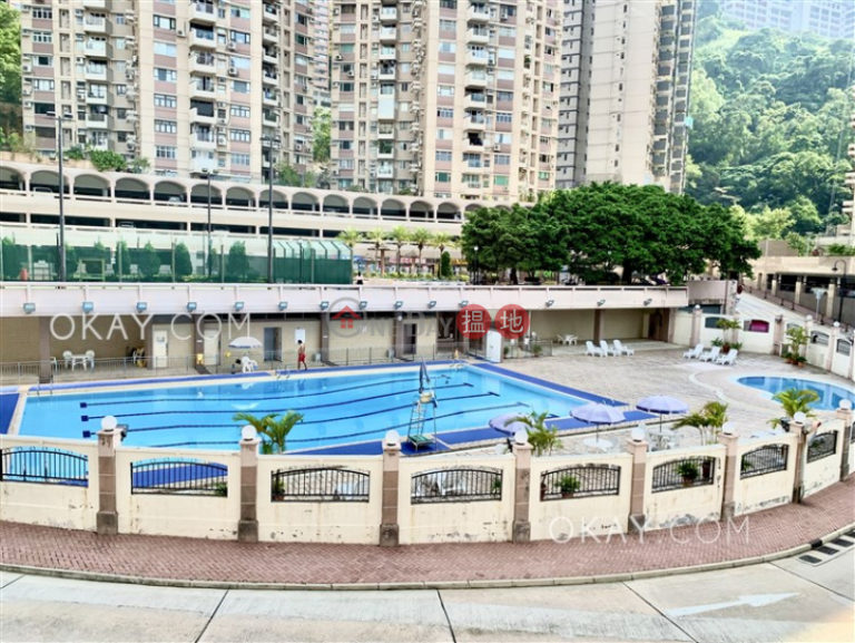 Efficient 3 bedroom with balcony & parking | Rental