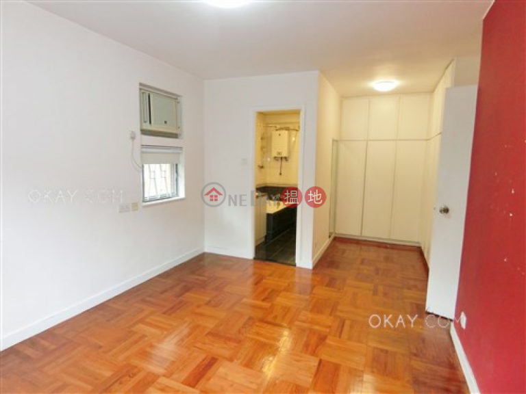 Efficient 2 bedroom with parking | Rental