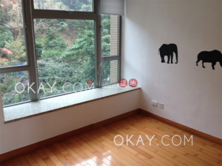 Luxurious 3 bedroom with balcony & parking | For Sale