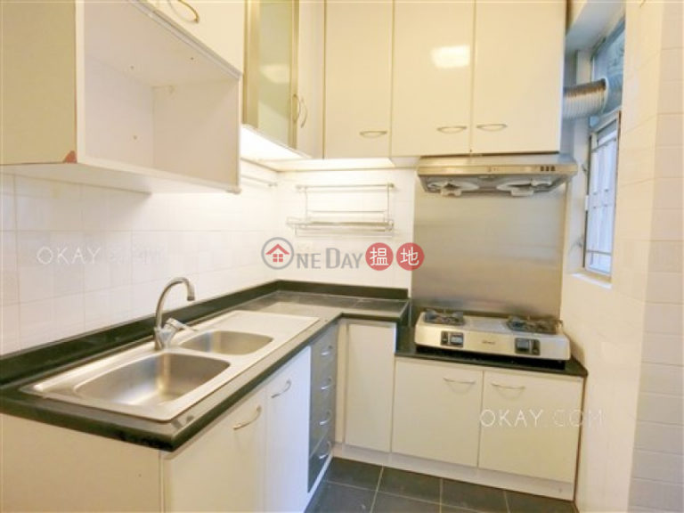 Efficient 2 bedroom with parking | For Sale