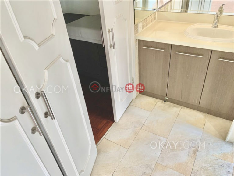 Efficient 3 bedroom with balcony & parking | Rental