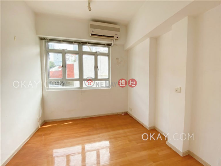 Efficient 3 bedroom with rooftop & parking | For Sale