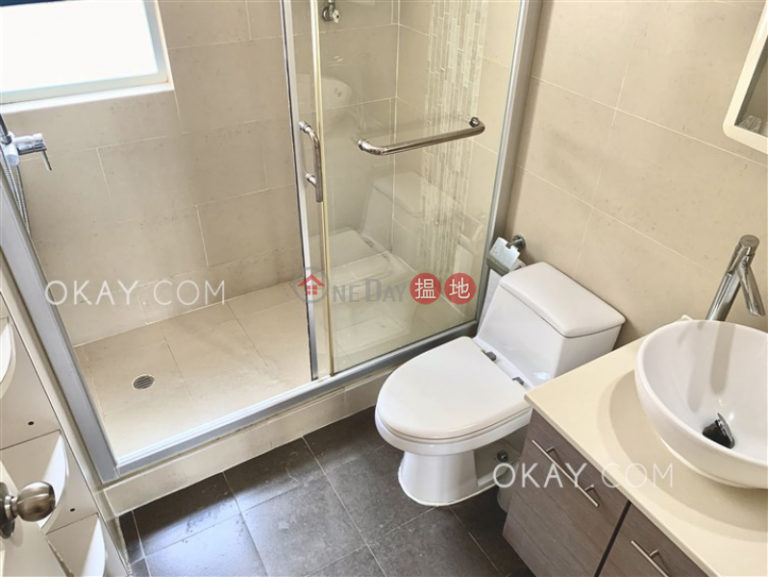 Efficient 3 bedroom with balcony & parking | Rental