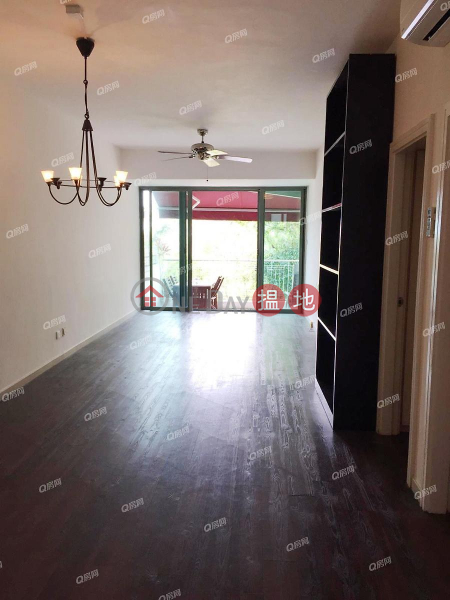 Bisney Terrace | 3 bedroom Mid Floor Flat for Rent