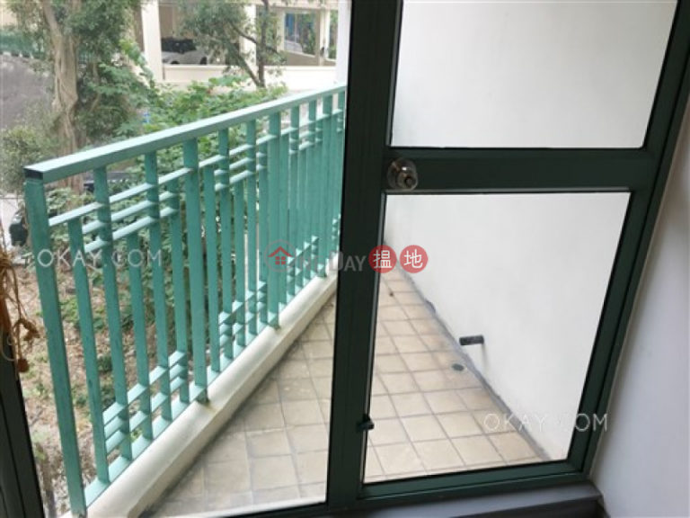 Tasteful 3 bedroom with balcony & parking | Rental