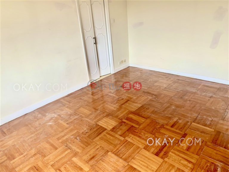 Efficient 3 bedroom with balcony & parking | Rental