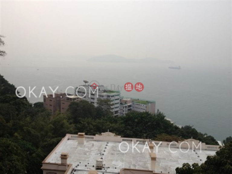 Luxurious 3 bedroom with balcony & parking | For Sale