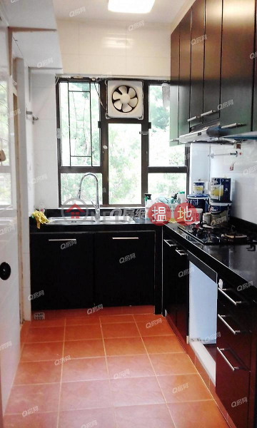 Block 32-39 Baguio Villa | 3 bedroom Mid Floor Flat for Rent