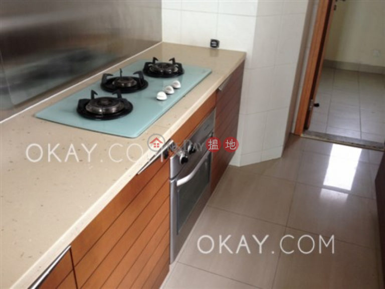 Luxurious 3 bedroom with balcony & parking | For Sale