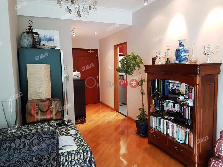 Bisney Terrace | 3 bedroom Mid Floor Flat for Rent