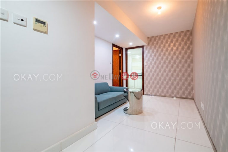Generous 1 bedroom in Pokfulam | Rental