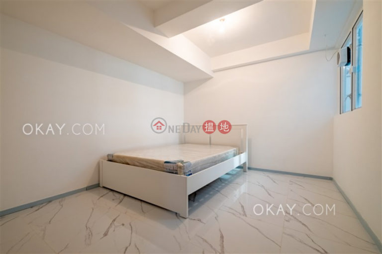 Generous 1 bedroom in Pokfulam | Rental