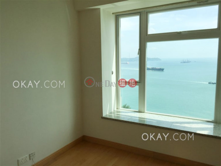 Exquisite 3 bedroom with sea views, balcony | Rental