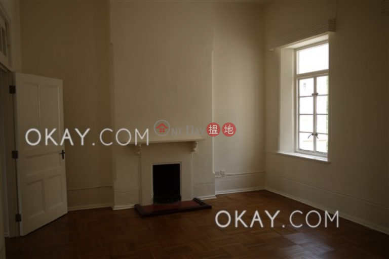 Lovely house with terrace, balcony | Rental