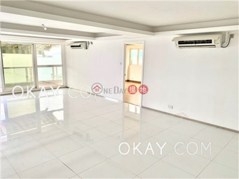Gorgeous 2 bedroom with balcony | Rental