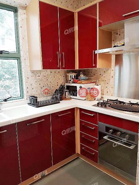 Bisney Terrace | 3 bedroom Mid Floor Flat for Rent