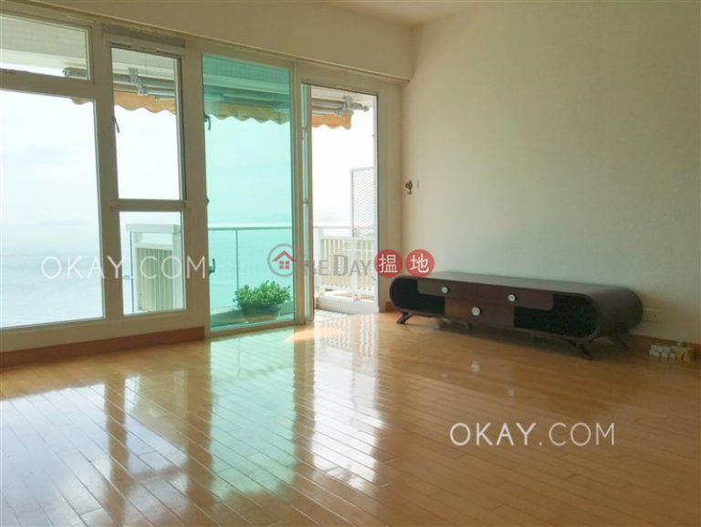 Exquisite 3 bedroom with sea views, balcony | Rental