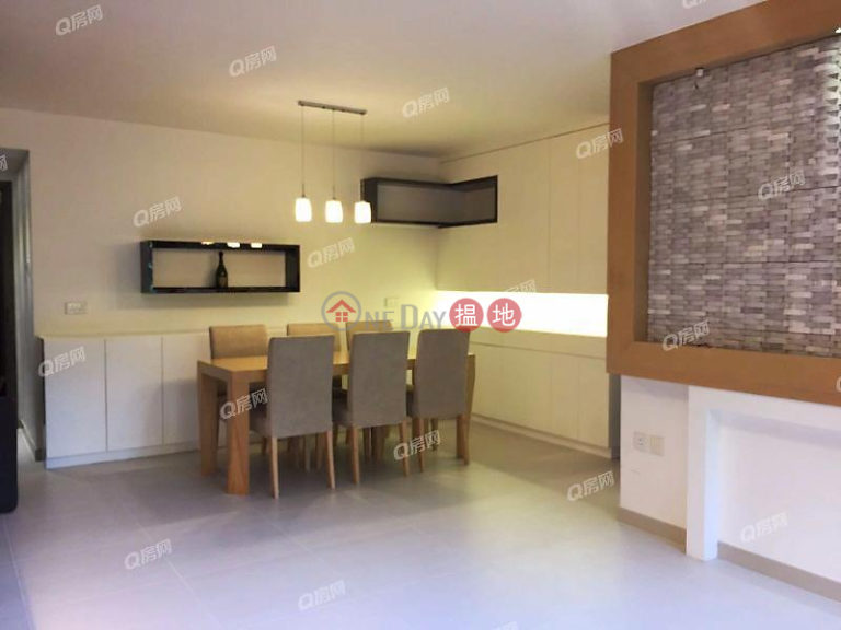 Block 19-24 Baguio Villa | 2 bedroom Low Floor Flat for Rent