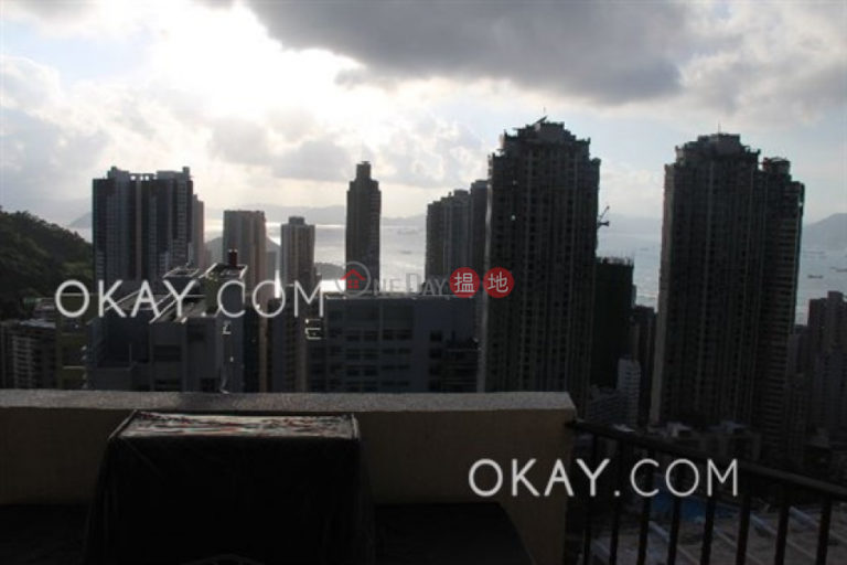 Efficient 3 bed on high floor with balcony & parking | For Sale