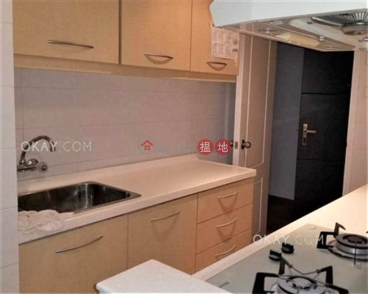 Elegant 2 bedroom with sea views, balcony | Rental