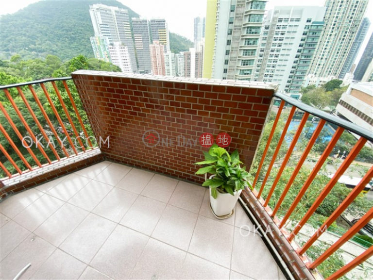 Efficient 4 bedroom with balcony & parking | Rental