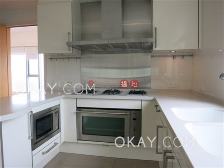 Rare 4 bedroom with sea views, balcony | Rental