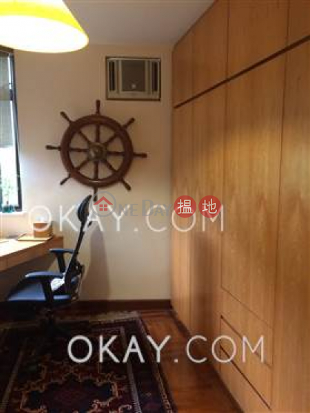 Gorgeous 3 bedroom with sea views, balcony | For Sale