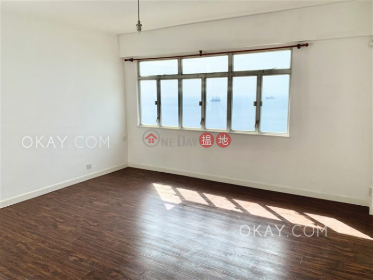 Efficient 4 bed on high floor with sea views & balcony | Rental