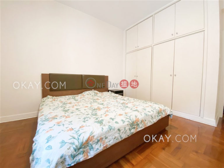 Efficient 4 bedroom with balcony & parking | Rental