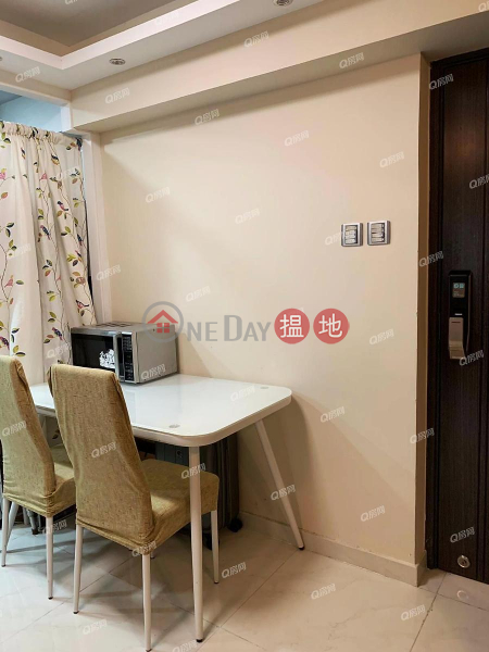 Wah Lai House, Wah Kwai Estate | 2 bedroom Low Floor Flat for Sale