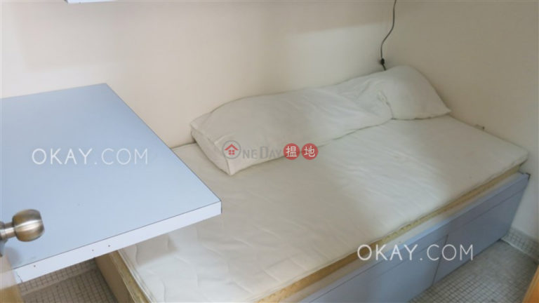 Efficient 3 bedroom with sea views, balcony | Rental