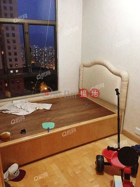 Pokfulam Gardens | 2 bedroom Low Floor Flat for Sale