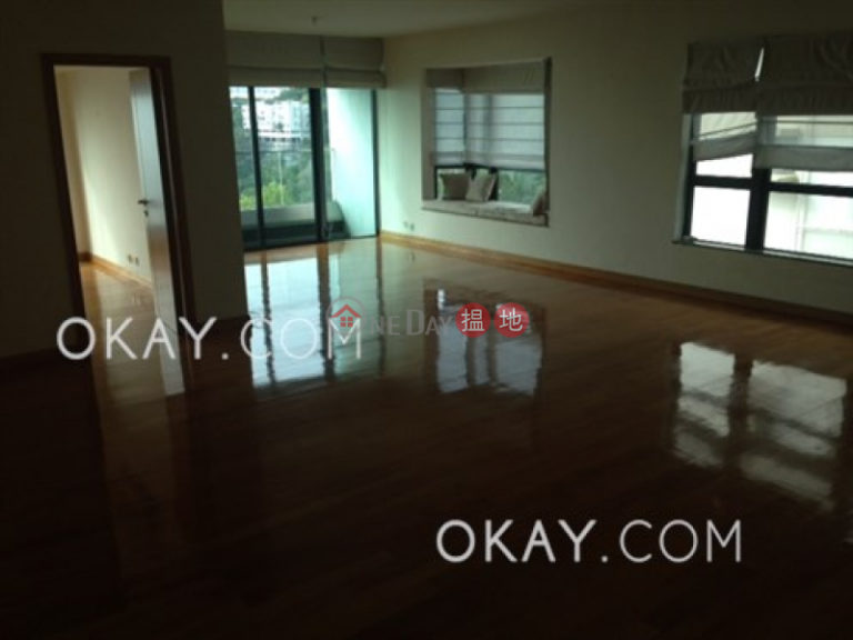 Gorgeous 3 bedroom with sea views, balcony | Rental