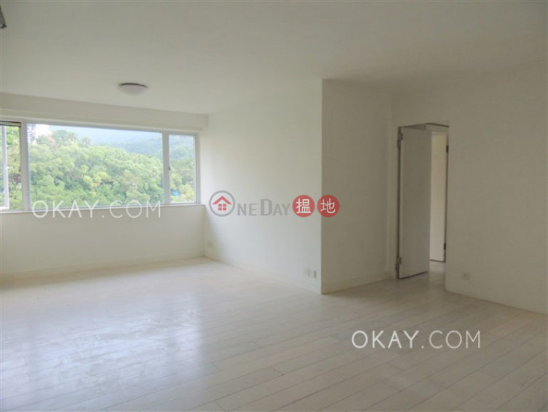 Unique 2 bedroom on high floor with rooftop & parking | Rental