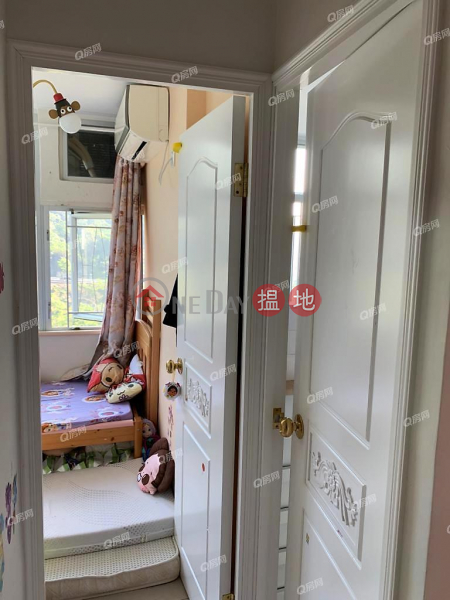 Wah Lim House, Wah Kwai Estate | 2 bedroom Mid Floor Flat for Sale