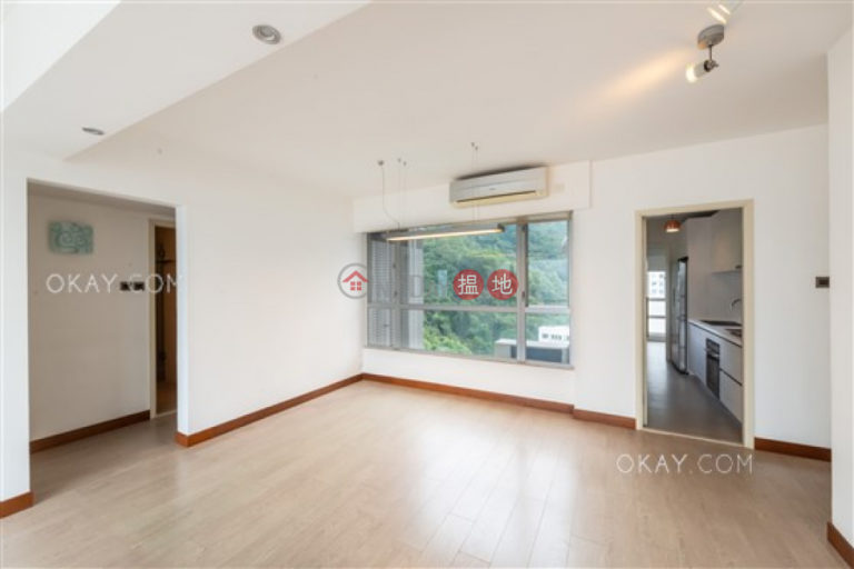 Tasteful 3 bed on high floor with sea views & parking | For Sale