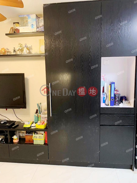 Wah Lai House, Wah Kwai Estate | 2 bedroom Low Floor Flat for Sale