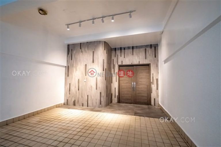 Rare house with rooftop, terrace | Rental