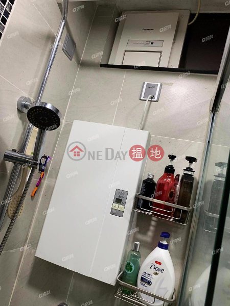 Wah Lai House, Wah Kwai Estate | 2 bedroom Low Floor Flat for Sale