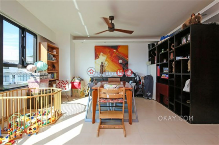 Unique 3 bedroom on high floor with sea views & rooftop | Rental