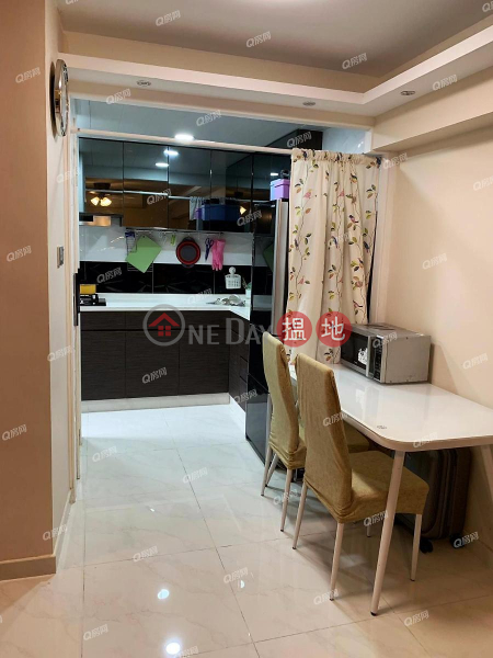 Wah Lai House, Wah Kwai Estate | 2 bedroom Low Floor Flat for Sale